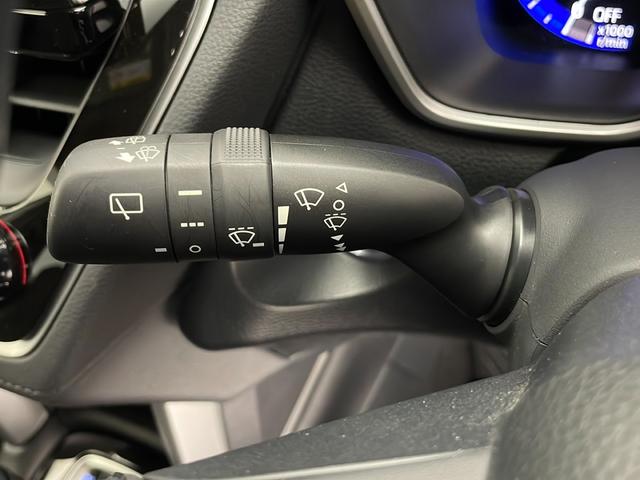 カローラクロス ハイブリッド　Ｚ　純正９型ナビ　パノラマルーフ　全周囲カメラ　アダプティブクルーズコントロール　レーンキープアシスト　衝突被害軽減ブレーキ　シートヒーター　パワーバックドア　ドライブレコーダー　ＥＴＣ２．０　禁煙車（21枚目）