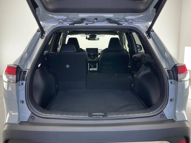 カローラクロス ハイブリッド　Ｚ　純正９型ナビ　パノラマルーフ　全周囲カメラ　アダプティブクルーズコントロール　レーンキープアシスト　衝突被害軽減ブレーキ　シートヒーター　パワーバックドア　ドライブレコーダー　ＥＴＣ２．０　禁煙車（38枚目）