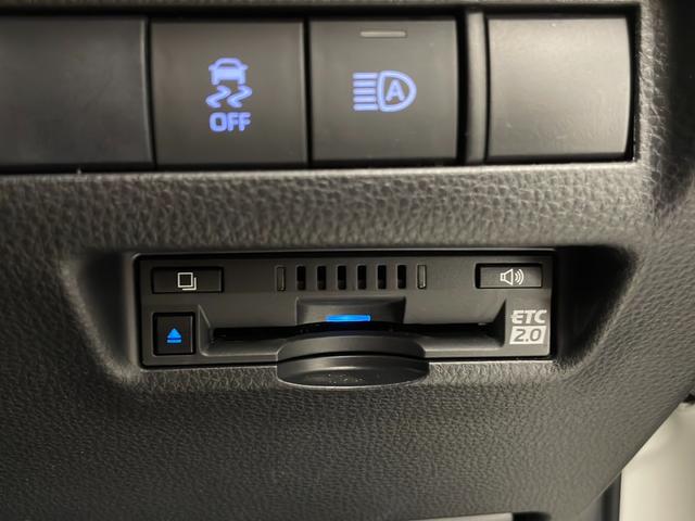 ハリアー Ｚ　純正メモリーナビ　ＡＭ　ＦＭ　ＵＳＢ　Ｂｌｕｅｔｏｏｔｈ　ＡＵＸ　フルセグＴＶ　トヨタセーフティセンス　プッシュスタート　寒冷地仕様　ドアミラーヒーター　フロントガラス熱線　スマートキー　ＥＴＣ２．０（12枚目）