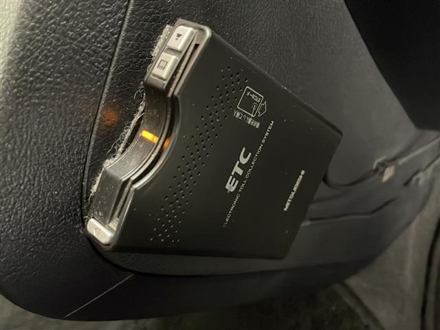 シエンタ Ｇ　☆４ＷＤ☆ワンオーナー☆社外ナビ　ＡＶＮ－Ｒ７Ｗ（フルセグ／Ｂｌｕｅｔｏｏｔｈ／ＣＤ）☆バックカメラ☆ＥＴＣ☆両側電動スライドドア☆純正鉄チンサマータイヤ４本積み込み☆ドアバイザー（11枚目）