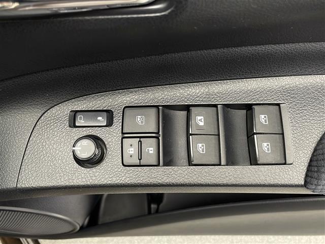 シエンタ Ｇ　☆４ＷＤ☆ワンオーナー☆社外ナビ　ＡＶＮ－Ｒ７Ｗ（フルセグ／Ｂｌｕｅｔｏｏｔｈ／ＣＤ）☆バックカメラ☆ＥＴＣ☆両側電動スライドドア☆純正鉄チンサマータイヤ４本積み込み☆ドアバイザー（22枚目）