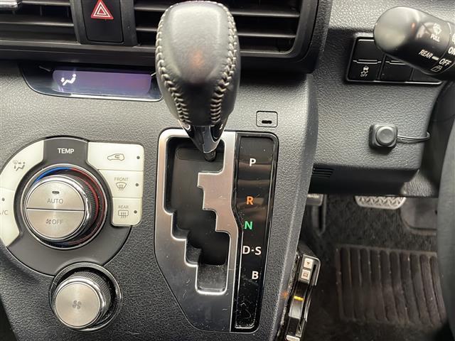 シエンタ Ｇ　☆４ＷＤ☆ワンオーナー☆社外ナビ　ＡＶＮ－Ｒ７Ｗ（フルセグ／Ｂｌｕｅｔｏｏｔｈ／ＣＤ）☆バックカメラ☆ＥＴＣ☆両側電動スライドドア☆純正鉄チンサマータイヤ４本積み込み☆ドアバイザー（25枚目）