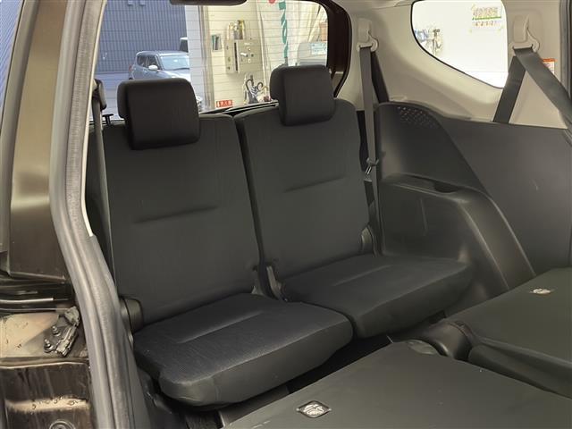 シエンタ Ｇ　☆４ＷＤ☆ワンオーナー☆社外ナビ　ＡＶＮ－Ｒ７Ｗ（フルセグ／Ｂｌｕｅｔｏｏｔｈ／ＣＤ）☆バックカメラ☆ＥＴＣ☆両側電動スライドドア☆純正鉄チンサマータイヤ４本積み込み☆ドアバイザー（30枚目）