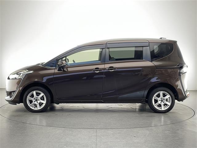 シエンタ Ｇ　☆４ＷＤ☆ワンオーナー☆社外ナビ　ＡＶＮ－Ｒ７Ｗ（フルセグ／Ｂｌｕｅｔｏｏｔｈ／ＣＤ）☆バックカメラ☆ＥＴＣ☆両側電動スライドドア☆純正鉄チンサマータイヤ４本積み込み☆ドアバイザー（38枚目）