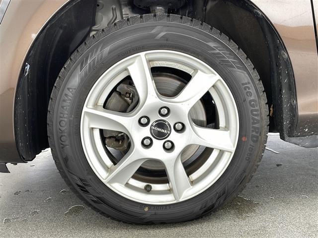 シエンタ Ｇ　☆４ＷＤ☆ワンオーナー☆社外ナビ　ＡＶＮ－Ｒ７Ｗ（フルセグ／Ｂｌｕｅｔｏｏｔｈ／ＣＤ）☆バックカメラ☆ＥＴＣ☆両側電動スライドドア☆純正鉄チンサマータイヤ４本積み込み☆ドアバイザー（45枚目）