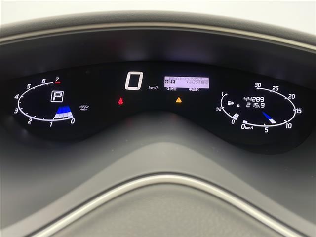 セレナ  純正SDナビ SD FM AM TV CD DVD Bluetooth Wエアバッグ 衝突軽減ブレーキ ABS 横滑り防止装置 前後コーナーセンサー アラウンドビューモニター プッシュスタート ETC(13枚目)