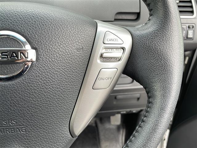 セレナ  純正SDナビ SD FM AM TV CD DVD Bluetooth Wエアバッグ 衝突軽減ブレーキ ABS 横滑り防止装置 前後コーナーセンサー アラウンドビューモニター プッシュスタート ETC(17枚目)