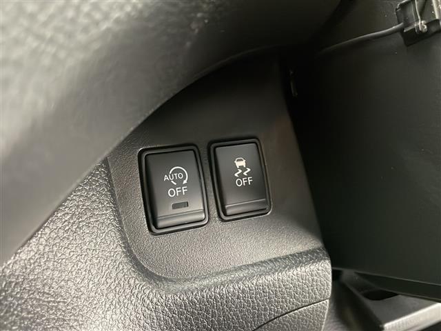 セレナ  純正SDナビ SD FM AM TV CD DVD Bluetooth Wエアバッグ 衝突軽減ブレーキ ABS 横滑り防止装置 前後コーナーセンサー アラウンドビューモニター プッシュスタート ETC(22枚目)
