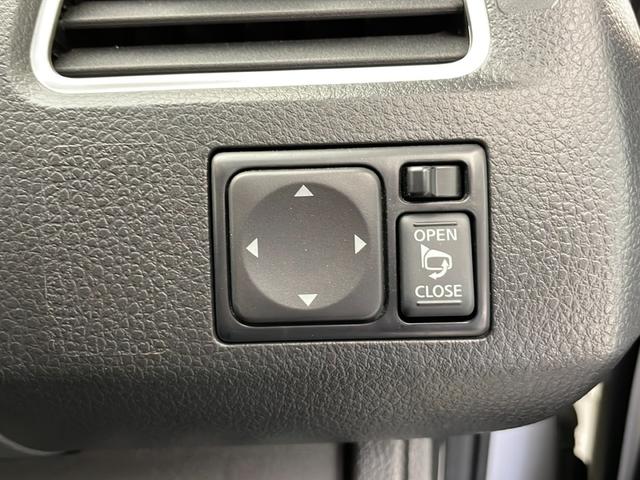 セレナ  純正SDナビ SD FM AM TV CD DVD Bluetooth Wエアバッグ 衝突軽減ブレーキ ABS 横滑り防止装置 前後コーナーセンサー アラウンドビューモニター プッシュスタート ETC(24枚目)