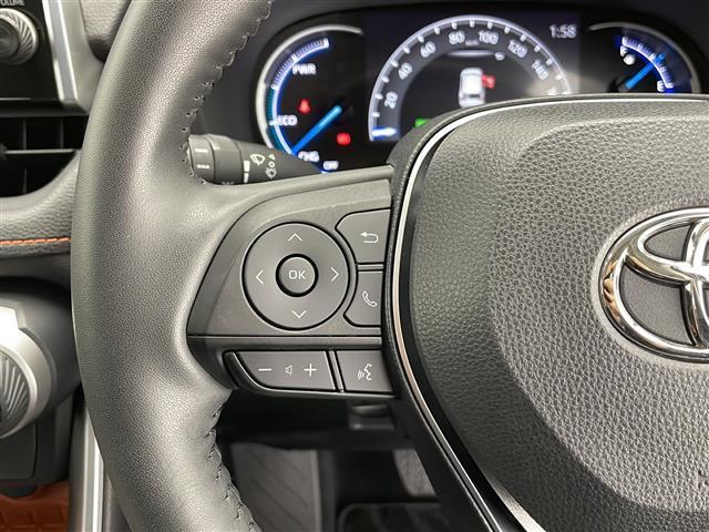 ＲＡＶ４ ハイブリッドアドベンチャー　純正９型ディスプレイオーディオ　ＡＭ　ＦＭ　ＵＳＢ　Ｂｌｕｅｔｏｏｔｈ　Ａｐｐｌｅ　Ｃａｒ　Ｐｌａｙ　Ａｎｄｒｏｉｄ　Ａｕｔｏ　トヨタセーフティセンス　Ｗ　サイド　カーテン　ニー　エアバッグ　ＥＴＣ（14枚目）