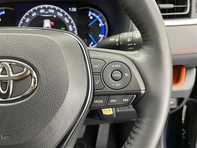 ＲＡＶ４ ハイブリッドアドベンチャー　純正９型ディスプレイオーディオ　ＡＭ　ＦＭ　ＵＳＢ　Ｂｌｕｅｔｏｏｔｈ　Ａｐｐｌｅ　Ｃａｒ　Ｐｌａｙ　Ａｎｄｒｏｉｄ　Ａｕｔｏ　トヨタセーフティセンス　Ｗ　サイド　カーテン　ニー　エアバッグ　ＥＴＣ（15枚目）