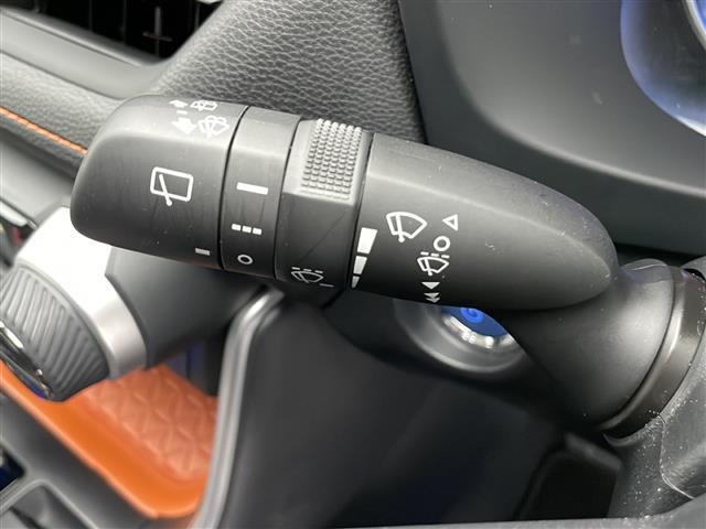 ＲＡＶ４ ハイブリッドアドベンチャー　純正９型ディスプレイオーディオ　ＡＭ　ＦＭ　ＵＳＢ　Ｂｌｕｅｔｏｏｔｈ　Ａｐｐｌｅ　Ｃａｒ　Ｐｌａｙ　Ａｎｄｒｏｉｄ　Ａｕｔｏ　トヨタセーフティセンス　Ｗ　サイド　カーテン　ニー　エアバッグ　ＥＴＣ（16枚目）