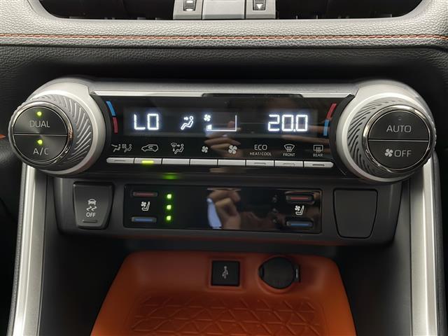 ＲＡＶ４ ハイブリッドアドベンチャー　純正９型ディスプレイオーディオ　ＡＭ　ＦＭ　ＵＳＢ　Ｂｌｕｅｔｏｏｔｈ　Ａｐｐｌｅ　Ｃａｒ　Ｐｌａｙ　Ａｎｄｒｏｉｄ　Ａｕｔｏ　トヨタセーフティセンス　Ｗ　サイド　カーテン　ニー　エアバッグ　ＥＴＣ（25枚目）