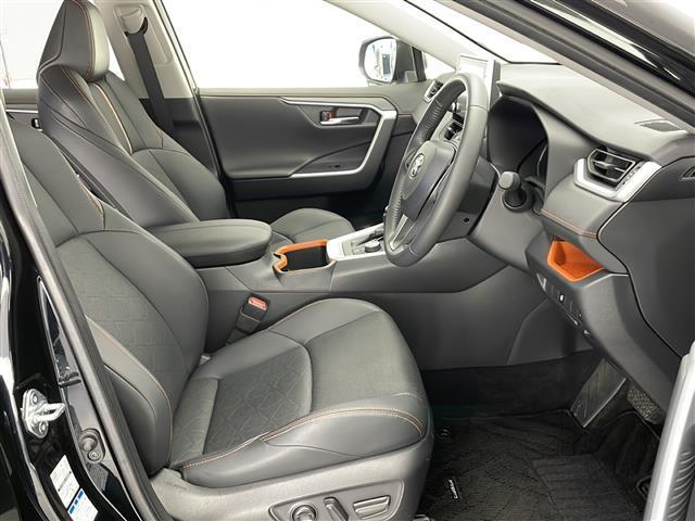 ＲＡＶ４ ハイブリッドアドベンチャー　純正９型ディスプレイオーディオ　ＡＭ　ＦＭ　ＵＳＢ　Ｂｌｕｅｔｏｏｔｈ　Ａｐｐｌｅ　Ｃａｒ　Ｐｌａｙ　Ａｎｄｒｏｉｄ　Ａｕｔｏ　トヨタセーフティセンス　Ｗ　サイド　カーテン　ニー　エアバッグ　ＥＴＣ（29枚目）