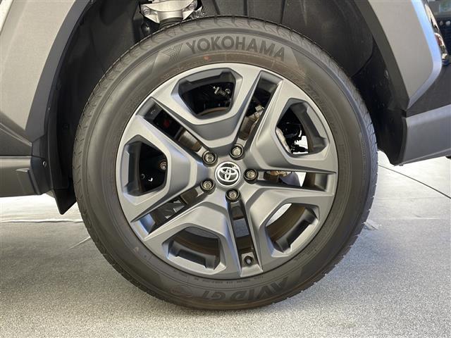 ＲＡＶ４ ハイブリッドアドベンチャー　純正９型ディスプレイオーディオ　ＡＭ　ＦＭ　ＵＳＢ　Ｂｌｕｅｔｏｏｔｈ　Ａｐｐｌｅ　Ｃａｒ　Ｐｌａｙ　Ａｎｄｒｏｉｄ　Ａｕｔｏ　トヨタセーフティセンス　Ｗ　サイド　カーテン　ニー　エアバッグ　ＥＴＣ（48枚目）
