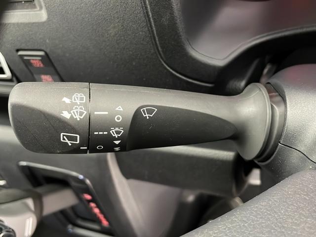 アトレー RS ターボ スマートアシスト Wエアバッグ プッシュスタート アイドリングストップ スマートキー オートエアコン セカンドシート足元サーキュレーター クルコン ステアリングスイッチ 両側パワスラ ETC(12枚目)