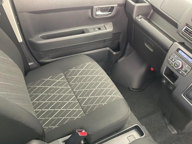 アトレー RS ターボ スマートアシスト Wエアバッグ プッシュスタート アイドリングストップ スマートキー オートエアコン セカンドシート足元サーキュレーター クルコン ステアリングスイッチ 両側パワスラ ETC(18枚目)