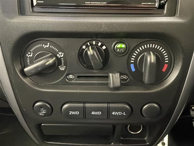 ジムニー XC 社外オーディオ フロントドライブレコーダー ETC パートタイム4WD 冬タイヤAW積み込み 社外AW 社外ウーハー 社外フロアマット 保証書 取扱説明書(18枚目)