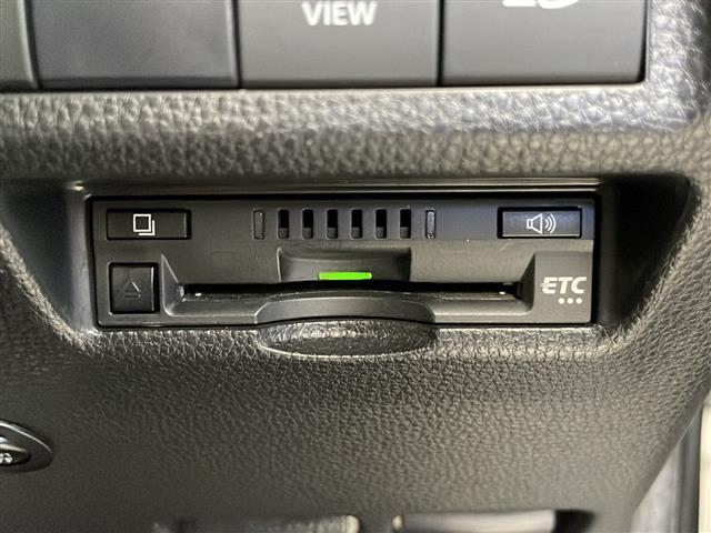 RAV4 G Zパッケージ モデリスタエアロ 純正メモリーナビ トヨタセーフティセンス 追従機能付きクルコン 電動リアゲート D席メモリ機能付きパワーシート 合皮シート D+N席シートヒーター ドラレコ ヒッチメンバー ETC(14枚目)