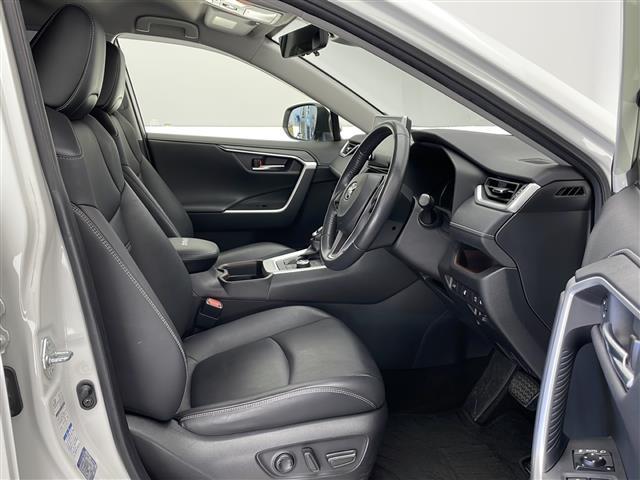 RAV4 G Zパッケージ モデリスタエアロ 純正メモリーナビ トヨタセーフティセンス 追従機能付きクルコン 電動リアゲート D席メモリ機能付きパワーシート 合皮シート D+N席シートヒーター ドラレコ ヒッチメンバー ETC(35枚目)