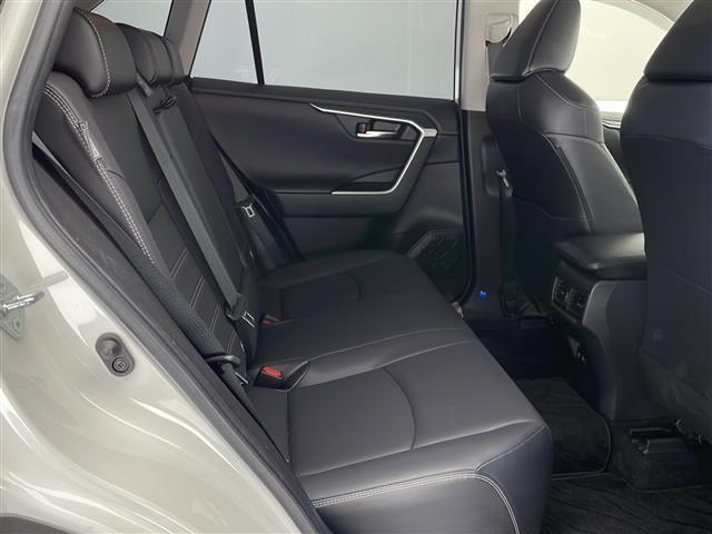 RAV4 G Zパッケージ モデリスタエアロ 純正メモリーナビ トヨタセーフティセンス 追従機能付きクルコン 電動リアゲート D席メモリ機能付きパワーシート 合皮シート D+N席シートヒーター ドラレコ ヒッチメンバー ETC(36枚目)