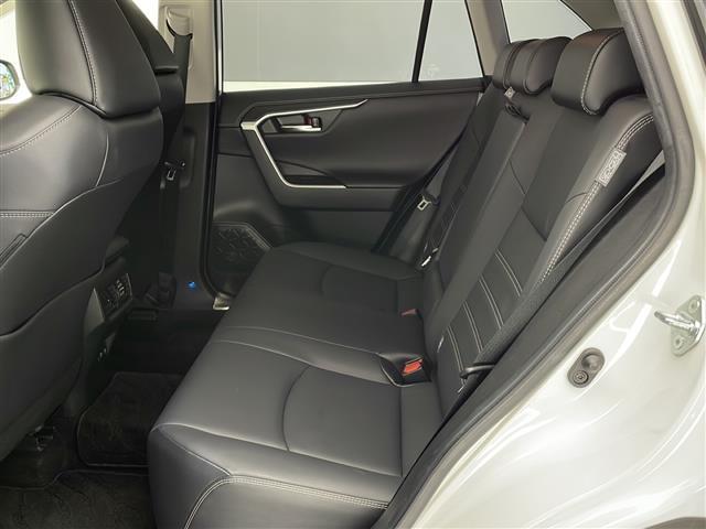 RAV4 G Zパッケージ モデリスタエアロ 純正メモリーナビ トヨタセーフティセンス 追従機能付きクルコン 電動リアゲート D席メモリ機能付きパワーシート 合皮シート D+N席シートヒーター ドラレコ ヒッチメンバー ETC(40枚目)