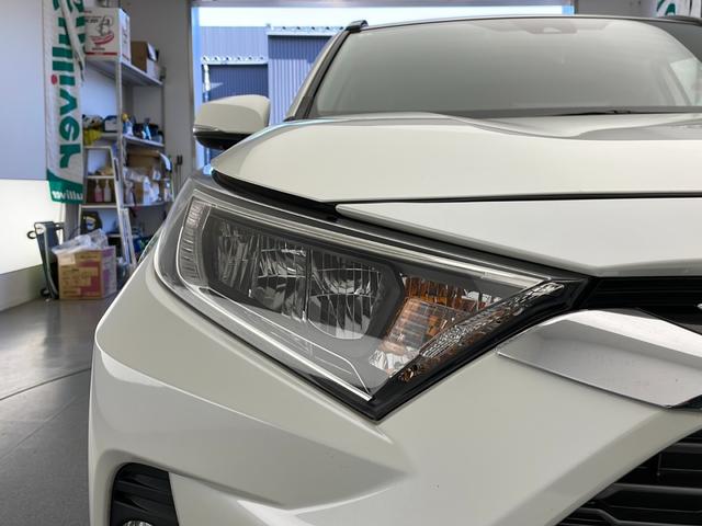 RAV4 G Zパッケージ モデリスタエアロ 純正メモリーナビ トヨタセーフティセンス 追従機能付きクルコン 電動リアゲート D席メモリ機能付きパワーシート 合皮シート D+N席シートヒーター ドラレコ ヒッチメンバー ETC(49枚目)