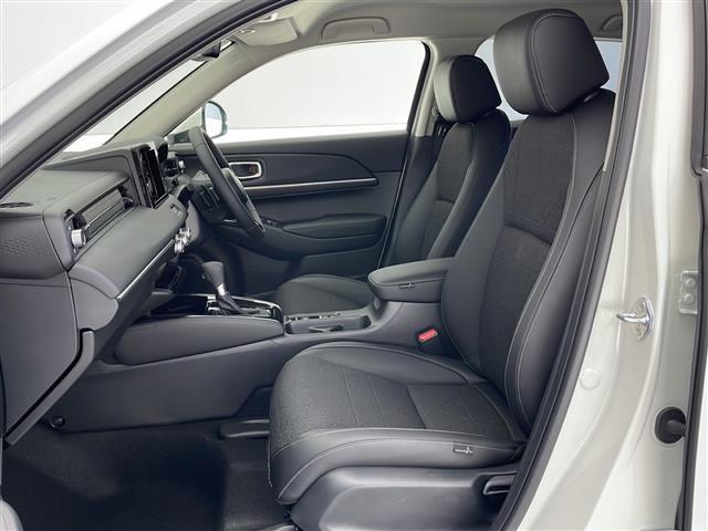 ヴェゼル e:HEV Z ワンオーナー HONDA SENSING W+サイドエアバッグ カーテンエアバッグ プッシュスタート アイドリングストップ 追従機能付きクルコン USB入力端子 電子パーキングブレーキ 純正アルミ(32枚目)