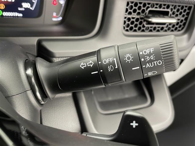 ステップワゴン エアー EX 4WD 純正メモリナビ フルセグTV 全周囲カメラ 寒冷地仕様 クルーズコントロール(追従あり) レーンキープ 衝突被害軽減システム クリアランスソナー 両側パワースライドドア オットマン(18枚目)