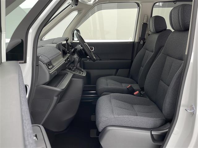 ステップワゴン エアー EX 4WD 純正メモリナビ フルセグTV 全周囲カメラ 寒冷地仕様 クルーズコントロール(追従あり) レーンキープ 衝突被害軽減システム クリアランスソナー 両側パワースライドドア オットマン(40枚目)