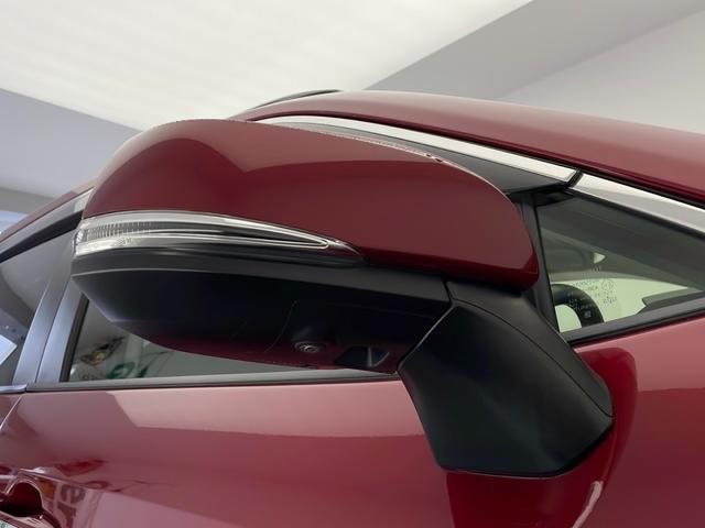 RAV4 G ☆4WD☆モデリスタフルエアロ☆ホワイトレザー☆純正ディスレイオーディオ(Bluetooth/AppleCarPlay/AndoroidAuto)☆全方位モニター☆衝突軽減ブレーキ☆車線逸脱防止(6枚目)