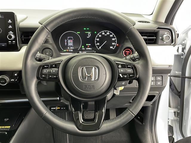 ヴェゼル ｅ：ＨＥＶ　Ｚ　☆４ＷＤ☆寒冷地仕様☆ホワイトレザー☆純正ナビ（フルセグ／Ｂｌｕｅｔｏｏｔｈ／ＡｐｐｌｅＣａｒＰｌａｙ／ＡｎｄｒｏｉｄＡｕｔｏ）☆バックカメラ☆ビルトインＥＴＣ２．０☆衝突軽減ブレーキ（17枚目）
