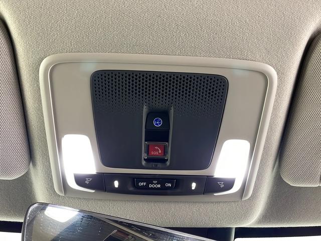 ヴェゼル ｅ：ＨＥＶ　Ｚ　☆４ＷＤ☆寒冷地仕様☆ホワイトレザー☆純正ナビ（フルセグ／Ｂｌｕｅｔｏｏｔｈ／ＡｐｐｌｅＣａｒＰｌａｙ／ＡｎｄｒｏｉｄＡｕｔｏ）☆バックカメラ☆ビルトインＥＴＣ２．０☆衝突軽減ブレーキ（31枚目）