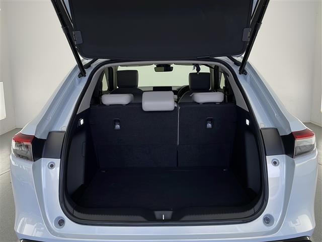 ヴェゼル ｅ：ＨＥＶ　Ｚ　☆４ＷＤ☆寒冷地仕様☆ホワイトレザー☆純正ナビ（フルセグ／Ｂｌｕｅｔｏｏｔｈ／ＡｐｐｌｅＣａｒＰｌａｙ／ＡｎｄｒｏｉｄＡｕｔｏ）☆バックカメラ☆ビルトインＥＴＣ２．０☆衝突軽減ブレーキ（35枚目）