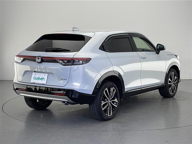 ヴェゼル ｅ：ＨＥＶ　Ｚ　☆４ＷＤ☆寒冷地仕様☆ホワイトレザー☆純正ナビ（フルセグ／Ｂｌｕｅｔｏｏｔｈ／ＡｐｐｌｅＣａｒＰｌａｙ／ＡｎｄｒｏｉｄＡｕｔｏ）☆バックカメラ☆ビルトインＥＴＣ２．０☆衝突軽減ブレーキ（44枚目）