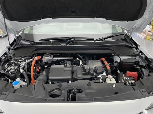 ヴェゼル ｅ：ＨＥＶ　Ｚ　☆４ＷＤ☆寒冷地仕様☆ホワイトレザー☆純正ナビ（フルセグ／Ｂｌｕｅｔｏｏｔｈ／ＡｐｐｌｅＣａｒＰｌａｙ／ＡｎｄｒｏｉｄＡｕｔｏ）☆バックカメラ☆ビルトインＥＴＣ２．０☆衝突軽減ブレーキ（53枚目）