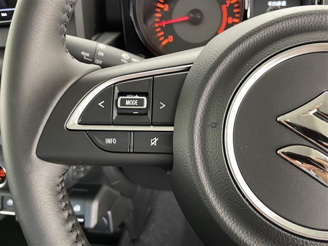ジムニー XC ALPINEディスプレイオーディオ リフトアップ オートマチックハイビーム スマートキー LEDヘッドライト オートライト クルーズコントロール ダウンヒルアシストコントロール センターデフロック(10枚目)