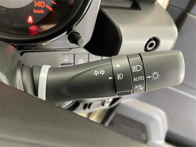ジムニー XC ALPINEディスプレイオーディオ リフトアップ オートマチックハイビーム スマートキー LEDヘッドライト オートライト クルーズコントロール ダウンヒルアシストコントロール センターデフロック(13枚目)