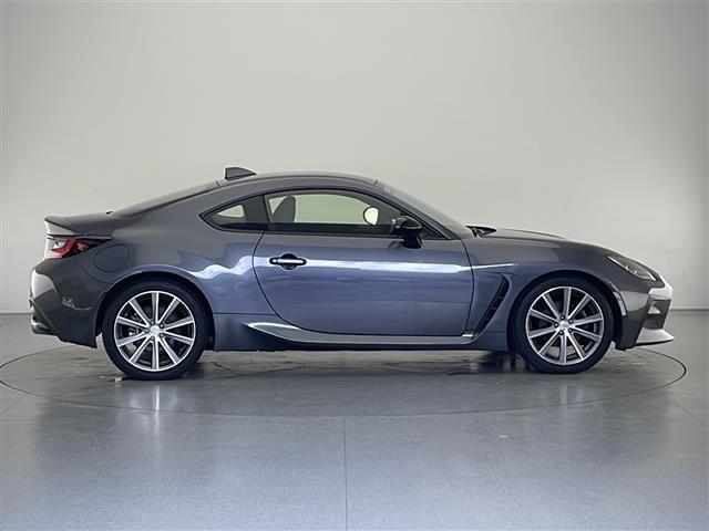 ＧＲ８６ ＲＺ　純正９インチメモリナビ　フルセグＴＶ　ＣＤ　ＤＶＤ　ＢＴ　バックカメラ　ＥＴＣ　クルーズコントロール　ハーフレザーシート　シートヒーター　革巻きステアリング　ステアリングスイッチ　スマートキー（39枚目）