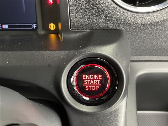 N-BOXカスタム ベースグレード 届出済未使用車 ホンダセンシング プッシュスタートボタン アイドリングストップ スマートキー レーダークルーズコントロール Type-C充電 席シートヒーター 左側電動スライドドア 純正14インチAW(13枚目)