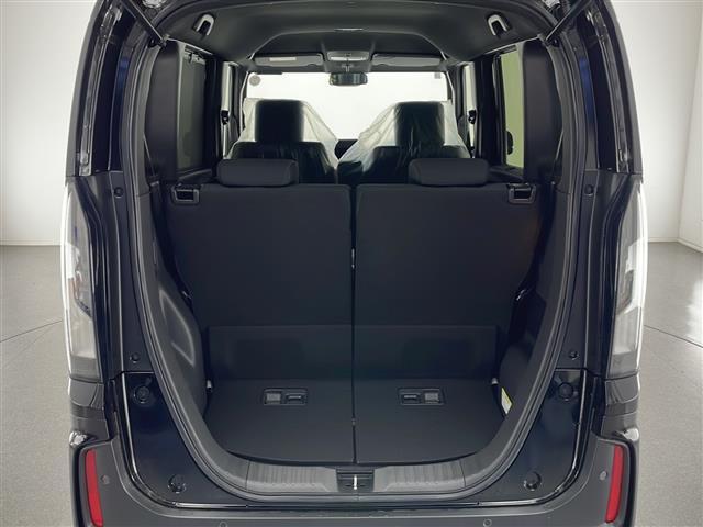 N-BOXカスタム ベースグレード 届出済未使用車 ホンダセンシング プッシュスタートボタン アイドリングストップ スマートキー レーダークルーズコントロール Type-C充電 席シートヒーター 左側電動スライドドア 純正14インチAW(24枚目)