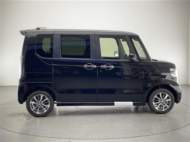 N-BOXカスタム ベースグレード 届出済未使用車 ホンダセンシング プッシュスタートボタン アイドリングストップ スマートキー レーダークルーズコントロール Type-C充電 席シートヒーター 左側電動スライドドア 純正14インチAW(35枚目)