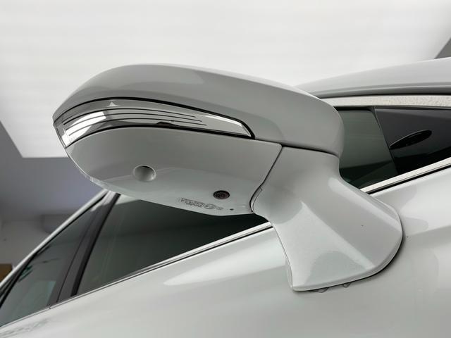 クラウンハイブリッド ＲＳ　純正１２．３インチメモリーナビ　フルセグＴＶ　バックカメラ（バック／サイド　☆Ｔｏｙｏｔａ　Ｓａｆｅｔｙ　Ｓｅｎｓｅ　前後方ドライブレコーダー　ＬＥＤオートヘッドライト　フォグランプ（4枚目）