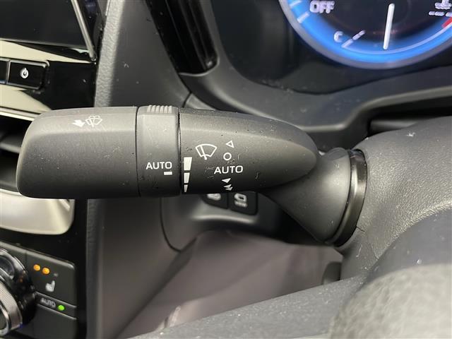 クラウンハイブリッド ＲＳ　純正１２．３インチメモリーナビ　フルセグＴＶ　バックカメラ（バック／サイド　☆Ｔｏｙｏｔａ　Ｓａｆｅｔｙ　Ｓｅｎｓｅ　前後方ドライブレコーダー　ＬＥＤオートヘッドライト　フォグランプ（18枚目）