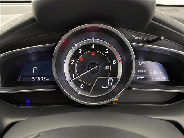 デミオ ＸＤツーリング　Ｌパッケージ　☆純正ナビ☆冬タイヤ積み込み☆ビルトインＥＴＣ☆プッシュスタート☆ＬＥＤヘッドライト☆アイドリングストップ☆スマートキー☆クルーズコントロール☆バックカメラ☆ハーフレザー（12枚目）