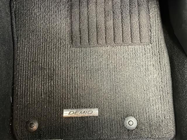 デミオ ＸＤツーリング　Ｌパッケージ　☆純正ナビ☆冬タイヤ積み込み☆ビルトインＥＴＣ☆プッシュスタート☆ＬＥＤヘッドライト☆アイドリングストップ☆スマートキー☆クルーズコントロール☆バックカメラ☆ハーフレザー（27枚目）