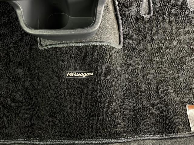 ＭＲワゴン Ｇ　☆社外オーディオ（ＣＤ／ＡＵＸ）☆ＥＴＣ☆社外ＡＷスタッドレスタイヤ☆ハロゲンライト☆リモコンキー☆スペアキー☆ドアバイザー☆電格ミラー（19枚目）