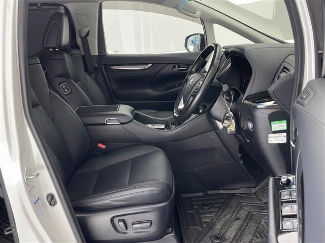 アルファード ２．５Ｓ　Ｃパッケージ　ＪＢＬプレミアムサウンド／純正ＳＤナビ＆フルセグＴＶ＆ＣＤ＆ＤＶＤ＆ＵＳＢ＆ＢＴ／純正後席モニター／トヨタセーフティセンス／アダプティブクルーズコントロール／レーントレーシングアシスト／バックカメラ（35枚目）