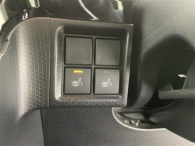 タント カスタムXセレクション ☆4WD☆ワンオーナー☆純正ナビ☆両側パワースライドドア☆アイドリングストップ☆前後ドライブレコーダー☆スマートキー☆バックカメラ☆運転席・助手席シートヒーター☆オートライト(8枚目)