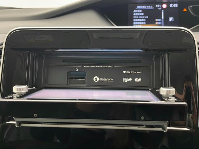セレナ ハイウェイスター　Ｖ　純正ナビ　フルセグＴＶ　バックカメラ　アラウンドビューモニター　４ＷＤ　スマートキー　ドライブレコーダー　両側パワースライドドア　アイドリングストップ　ＬＥＤライト　オートライト　エマージェンシー（10枚目）